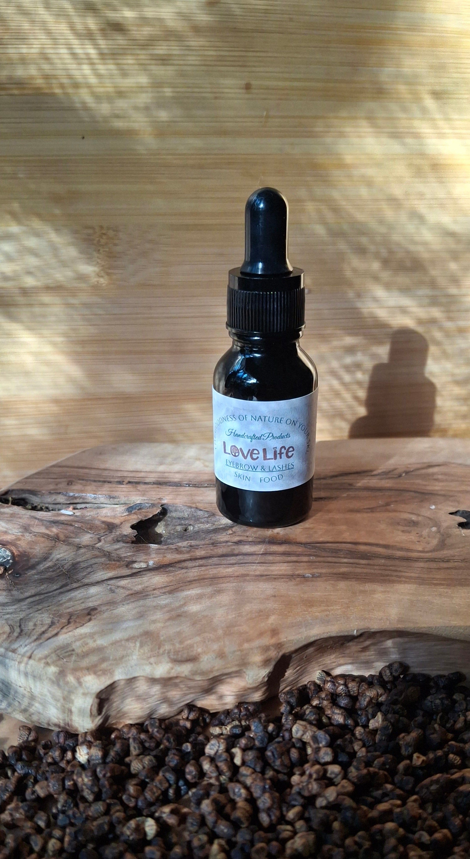 O Eyebrows & Lashes Oil.